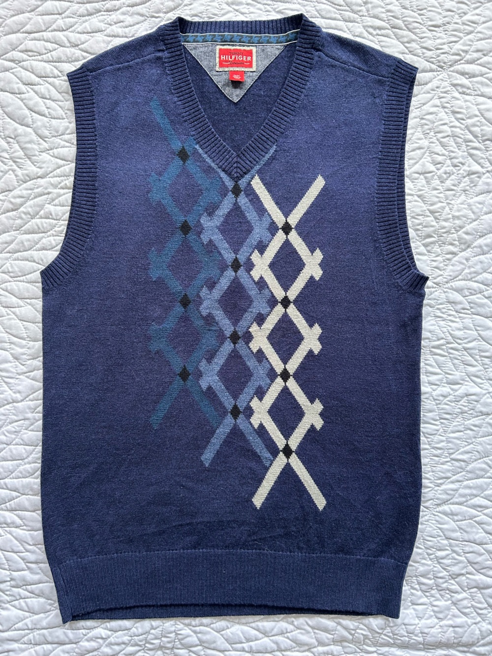 Tommy Hilfiger Sweater Vest Size M Navy Argyle Wool Blend
